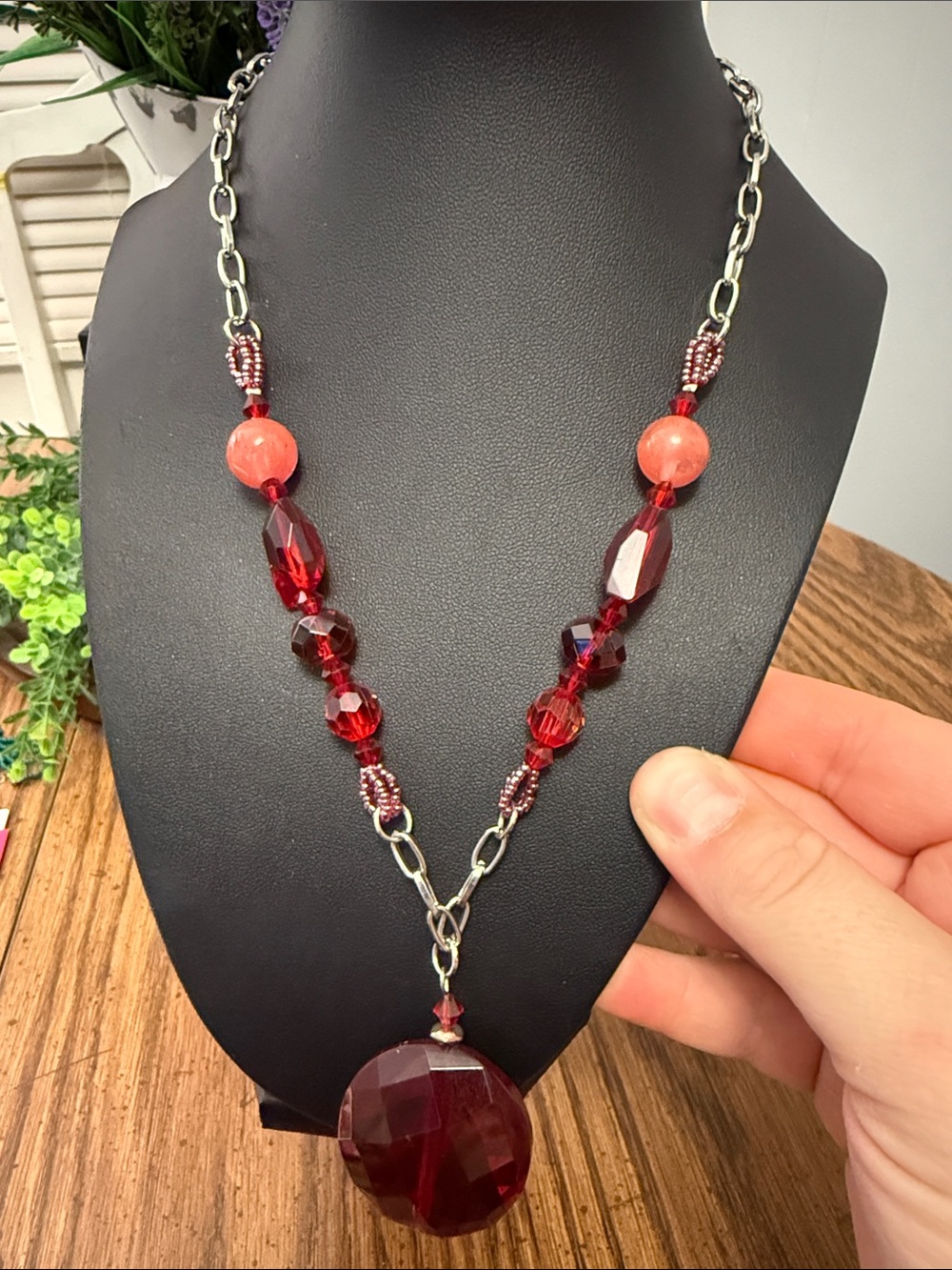 Red pendant necklace
